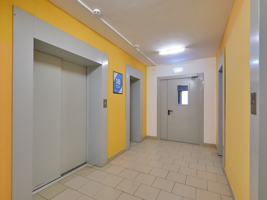 Продам двухкомнатную (2-комн.) квартиру, Новая ул, 15, Мурино п