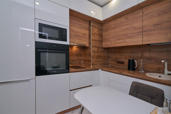 Продам однокомнатную (1-комн.) квартиру, Дальневосточная ул, 166, Иркутск г