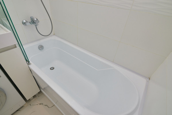 Продам однокомнатную (1-комн.) квартиру, Дальневосточная ул, 166, Иркутск г