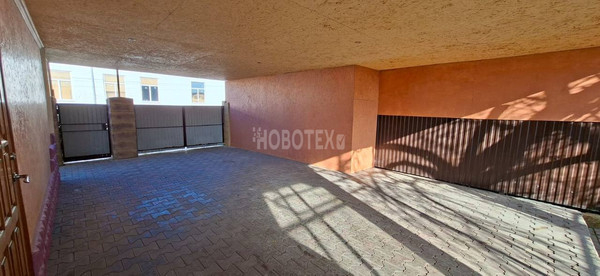 Продам однокомнатную (1-комн.) квартиру, Привокзальная ул, 4кб, Курганинск г