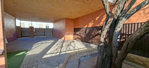 Продам однокомнатную (1-комн.) квартиру, Привокзальная ул, 4кб, Курганинск г