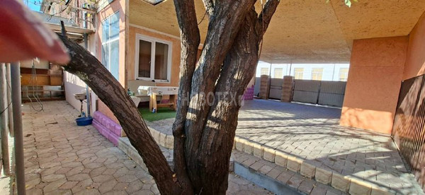 Продам однокомнатную (1-комн.) квартиру, Привокзальная ул, 4кб, Курганинск г