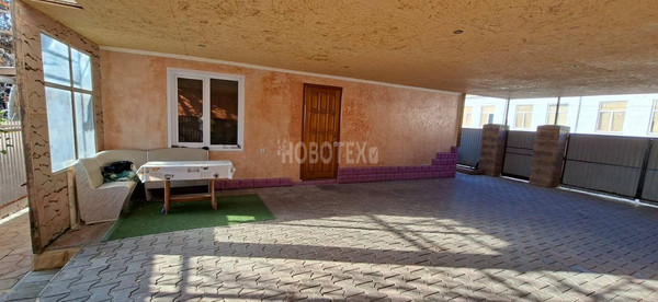 Продам однокомнатную (1-комн.) квартиру, Привокзальная ул, 4кб, Курганинск г