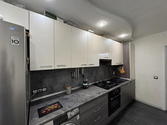 Продам двухкомнатную (2-комн.) квартиру, Ватутина ул, 29А, Нальчик г