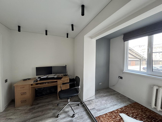 Продам двухкомнатную (2-комн.) квартиру, Ватутина ул, 29А, Нальчик г