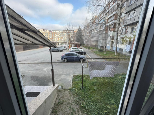 Продам двухкомнатную (2-комн.) квартиру, Ватутина ул, 29А, Нальчик г