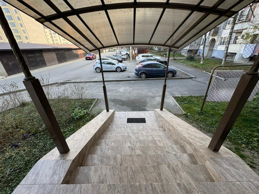 Продам двухкомнатную (2-комн.) квартиру, Ватутина ул, 29А, Нальчик г