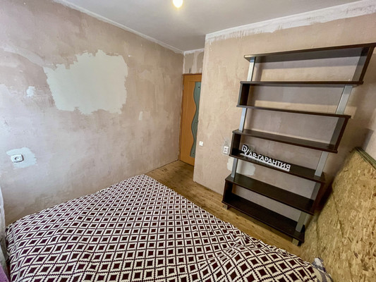 Продам многокомнатную квартиру, 2-й Микрорайон ул, 27, Эльбан рп