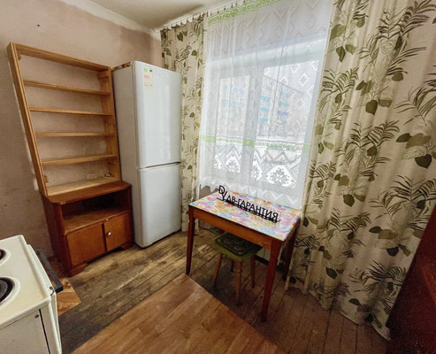 Продам многокомнатную квартиру, 2-й Микрорайон ул, 27, Эльбан рп