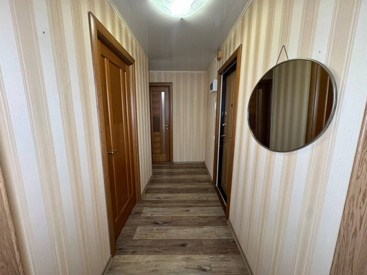 Продам двухкомнатную (2-комн.) квартиру, Гагарина ул, 10, Комсомольск-на-Амуре г