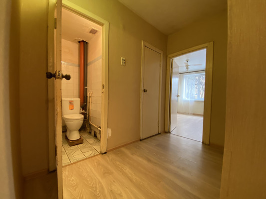 Продам двухкомнатную (2-комн.) квартиру, Б.Учительская ул, 17, Родники дп