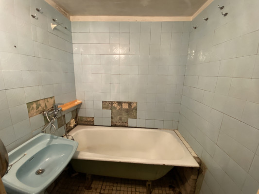 Продам двухкомнатную (2-комн.) квартиру, Б.Учительская ул, 17, Родники дп