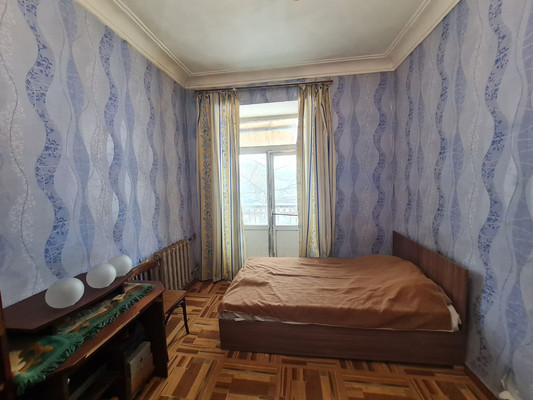 Продам двухкомнатную (2-комн.) квартиру, Аллея Труда ул, 34, Комсомольск-на-Амуре г