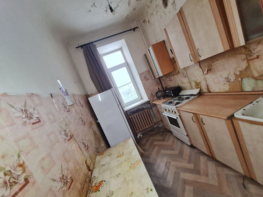 Продам двухкомнатную (2-комн.) квартиру, Аллея Труда ул, 34, Комсомольск-на-Амуре г