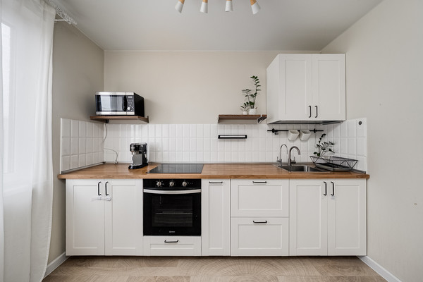 Продам однокомнатную (1-комн.) квартиру, Вертолётчиков ул, 4к5, Москва г