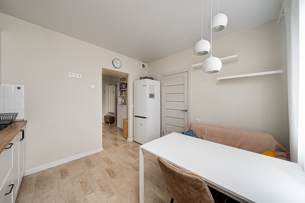 Продам однокомнатную (1-комн.) квартиру, Вертолётчиков ул, 4к5, Москва г