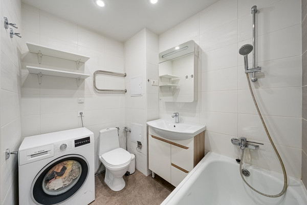 Продам однокомнатную (1-комн.) квартиру, Вертолётчиков ул, 4к5, Москва г