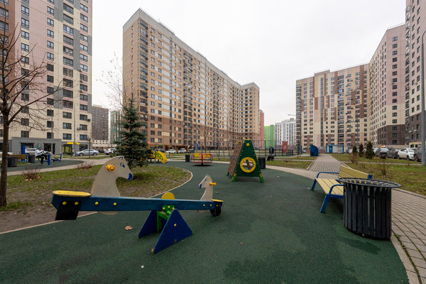 Продам однокомнатную (1-комн.) квартиру, Вертолётчиков ул, 4к5, Москва г