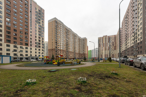 Продам однокомнатную (1-комн.) квартиру, Вертолётчиков ул, 4к5, Москва г