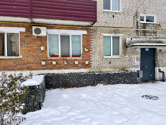 Продам трехкомнатную (3-комн.) квартиру, 2-й Микрорайон ул, 22, Эльбан рп