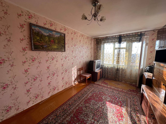 Продам двухкомнатную (2-комн.) квартиру, Комсомольская ул, 154, Кропоткин г