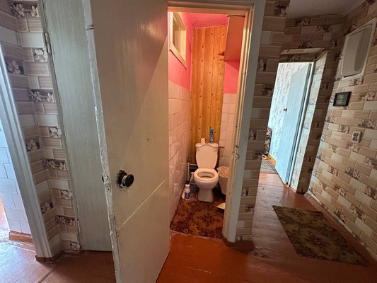 Продам двухкомнатную (2-комн.) квартиру, Комсомольская ул, 154, Кропоткин г