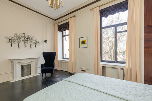 Продам двухкомнатную (2-комн.) квартиру, Караванная ул, 11/64, Санкт-Петербург г