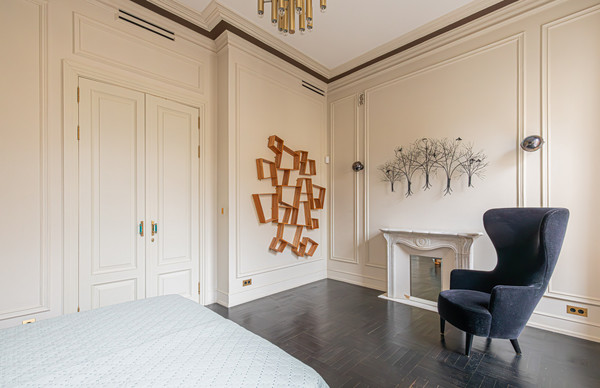 Продам двухкомнатную (2-комн.) квартиру, Караванная ул, 11/64, Санкт-Петербург г