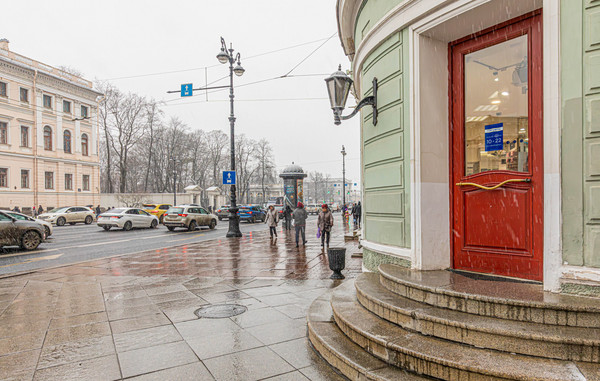 Продам двухкомнатную (2-комн.) квартиру, Караванная ул, 11/64, Санкт-Петербург г