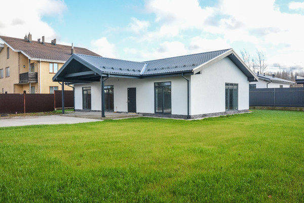 Продам дом, Яблоневая ул, Разметелево д, 0 км от города