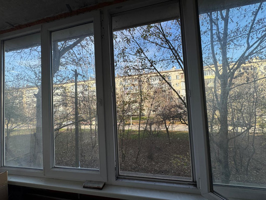 Продам однокомнатную (1-комн.) квартиру, 1 Конной Армии ул, 19, Симферополь г