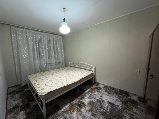 Сдам двухкомнатную (2-комн.) квартиру, им. Матэ Залки ул, 7а, Симферополь г