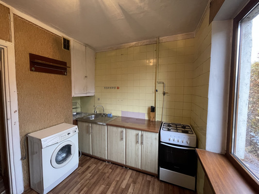 Продам однокомнатную (1-комн.) квартиру, 60 лет Октября ул, 17, Симферополь г