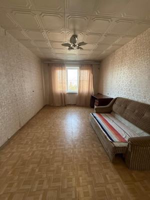 Продам трехкомнатную (3-комн.) квартиру, Гоголя ул, 429, Армавир г