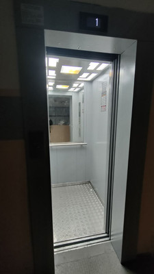 Продам двухкомнатную (2-комн.) квартиру, Александра Корсунова пр-кт, 39, Великий Новгород г