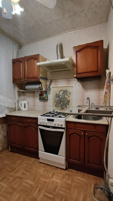 Продам двухкомнатную (2-комн.) квартиру, Александра Корсунова пр-кт, 39, Великий Новгород г