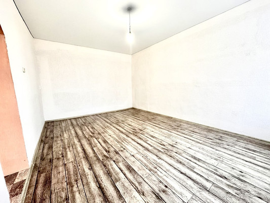 Продам двухкомнатную (2-комн.) квартиру, Казанская ул, 34б, Ишим г