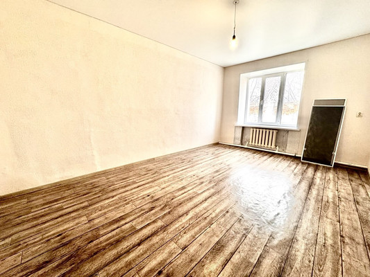 Продам двухкомнатную (2-комн.) квартиру, Казанская ул, 34б, Ишим г