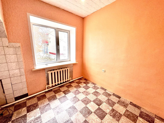 Продам двухкомнатную (2-комн.) квартиру, Казанская ул, 34б, Ишим г