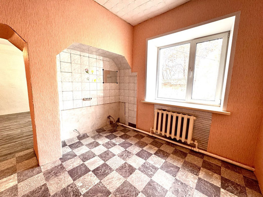 Продам двухкомнатную (2-комн.) квартиру, Казанская ул, 34б, Ишим г