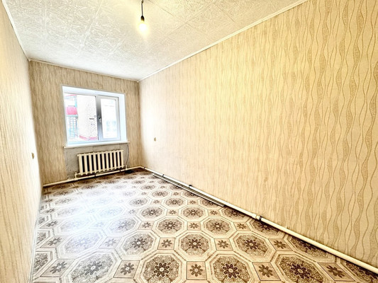 Продам двухкомнатную (2-комн.) квартиру, Казанская ул, 34б, Ишим г