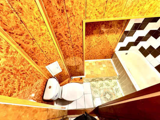 Продам двухкомнатную (2-комн.) квартиру, Казанская ул, 34б, Ишим г