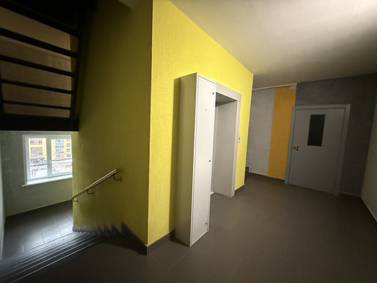 Продам однокомнатную (1-комн.) квартиру, Каберова-Власьевская ул, 101, Великий Новгород г