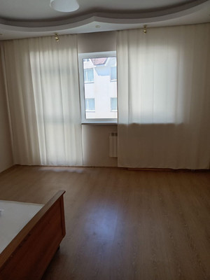 Продам трехкомнатную (3-комн.) квартиру, Ершовский мкр, 130-а, Иркутск г