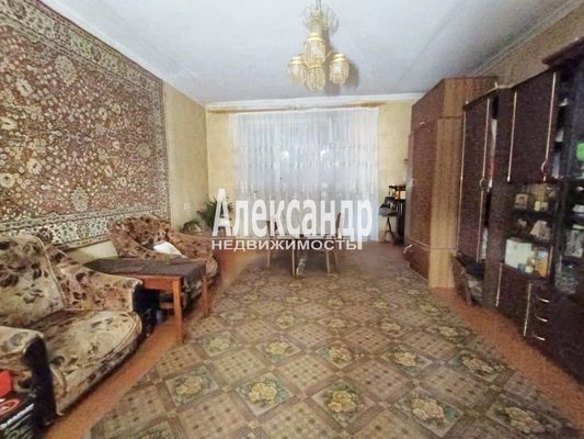 Продам двухкомнатную (2-комн.) квартиру, Первомайская ул, 8, Выборг г