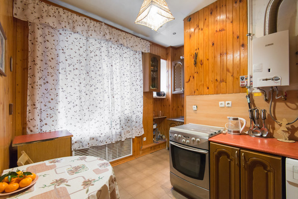 Продам двухкомнатную (2-комн.) квартиру, 2-я Пролетарская ул, 52/54, Ростов-на-Дону г