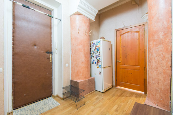 Продам двухкомнатную (2-комн.) квартиру, 2-я Пролетарская ул, 52/54, Ростов-на-Дону г