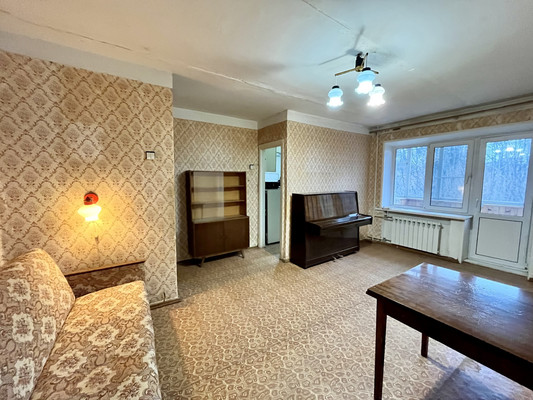 Продам двухкомнатную (2-комн.) квартиру, Комсомольская ул, 2а, Икша рп