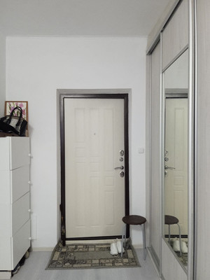 Продам однокомнатную (1-комн.) квартиру, Парковая ул, 32к105, Цемдолина с