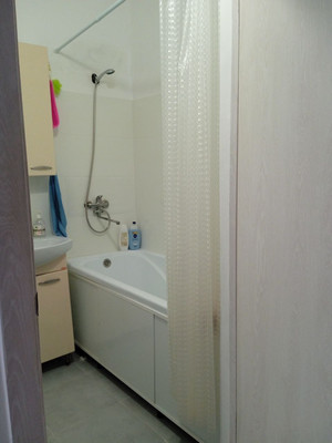 Продам однокомнатную (1-комн.) квартиру, Парковая ул, 32к105, Цемдолина с